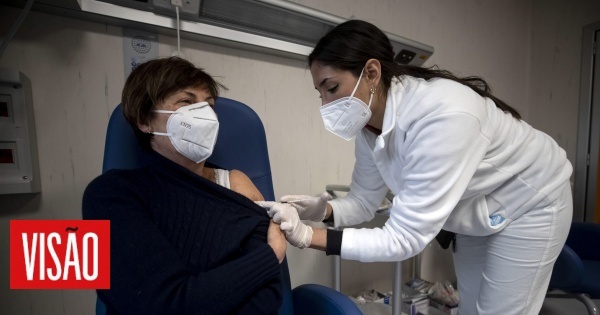 Covid-19: l'IATA veut que le certificat de vaccination ...